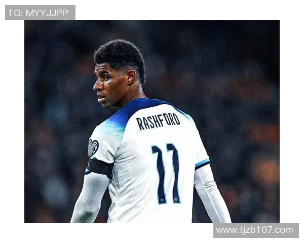 英格兰足球明星崛起：哈里凯恩、福登与拉什福德引领新时代的荣耀与挑战